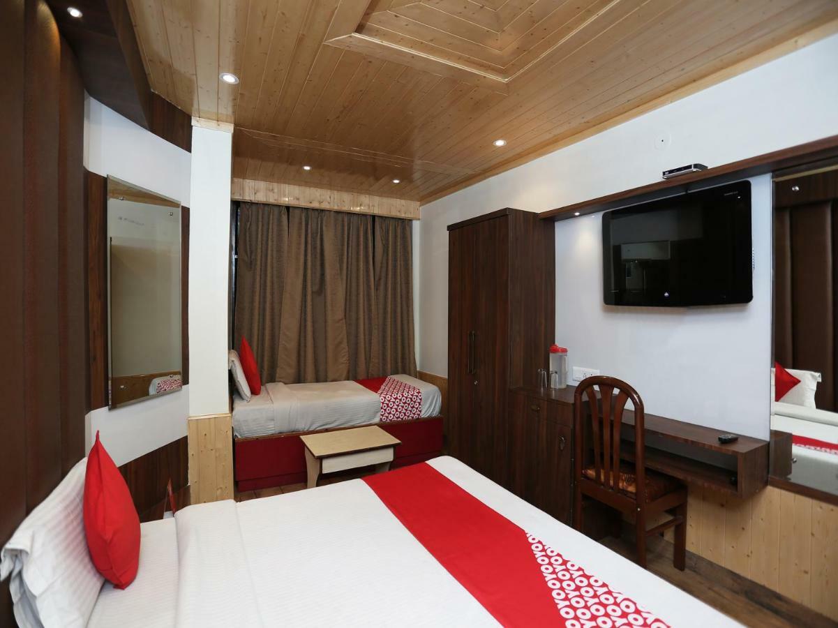 Oyo 27002 Hsr Ram Bazaar Hotell Shimla Eksteriør bilde