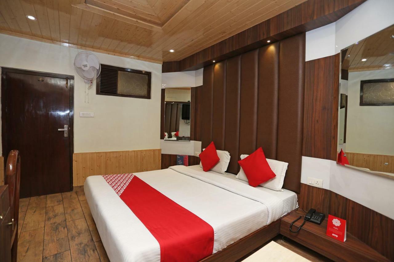 Oyo 27002 Hsr Ram Bazaar Hotell Shimla Eksteriør bilde