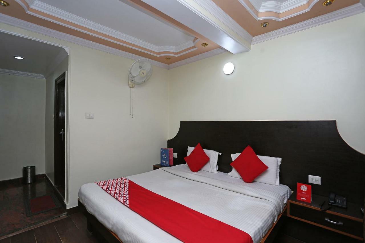 Oyo 27002 Hsr Ram Bazaar Hotell Shimla Eksteriør bilde