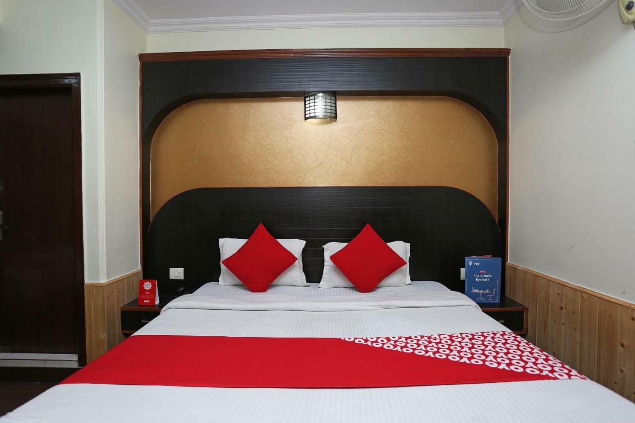 Oyo 27002 Hsr Ram Bazaar Hotell Shimla Eksteriør bilde