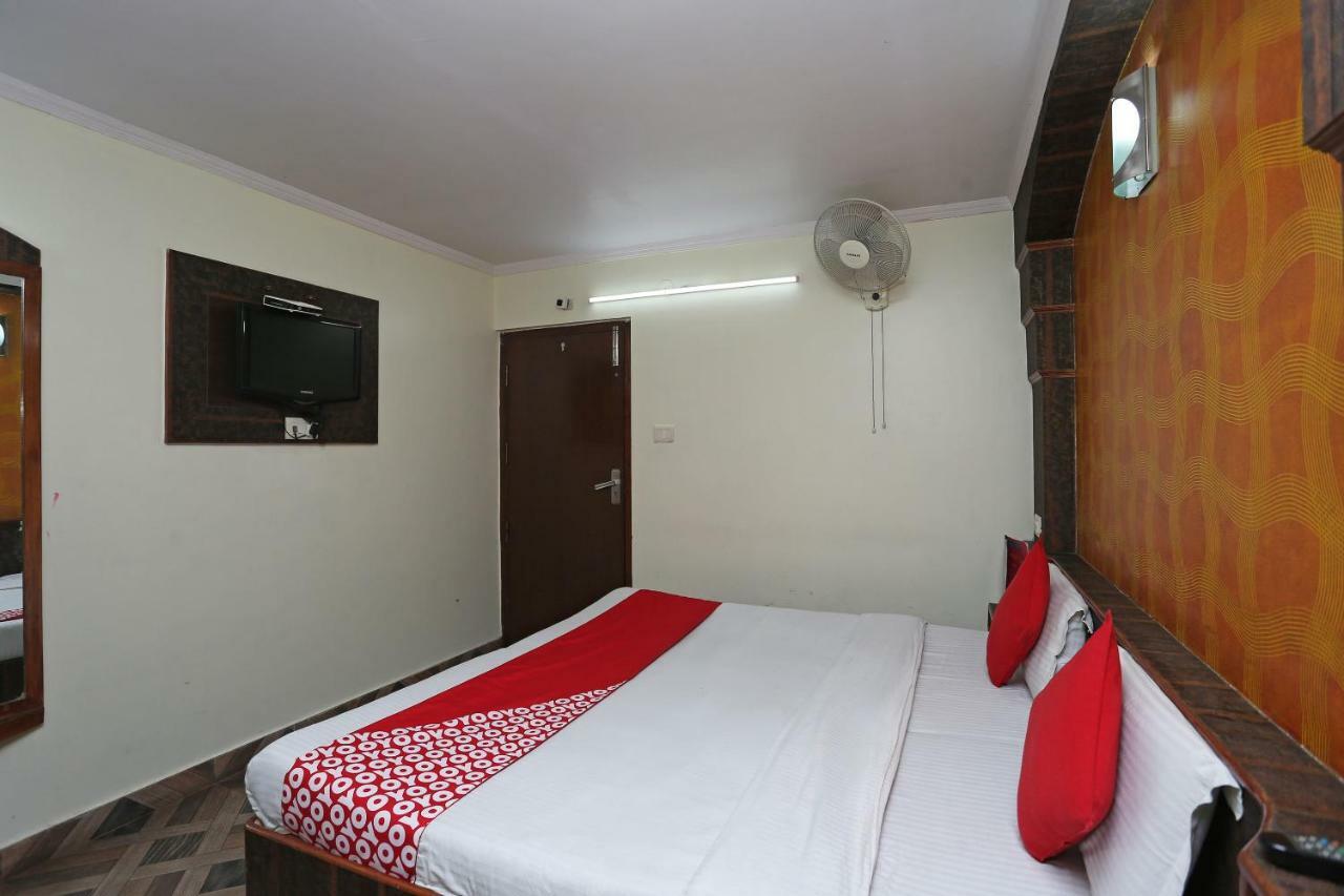 Oyo 27002 Hsr Ram Bazaar Hotell Shimla Eksteriør bilde