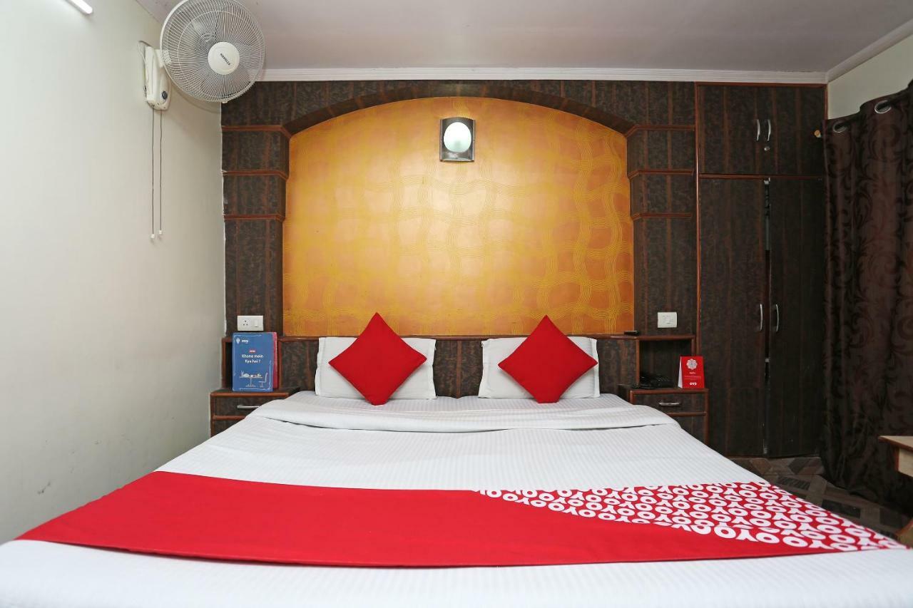Oyo 27002 Hsr Ram Bazaar Hotell Shimla Eksteriør bilde